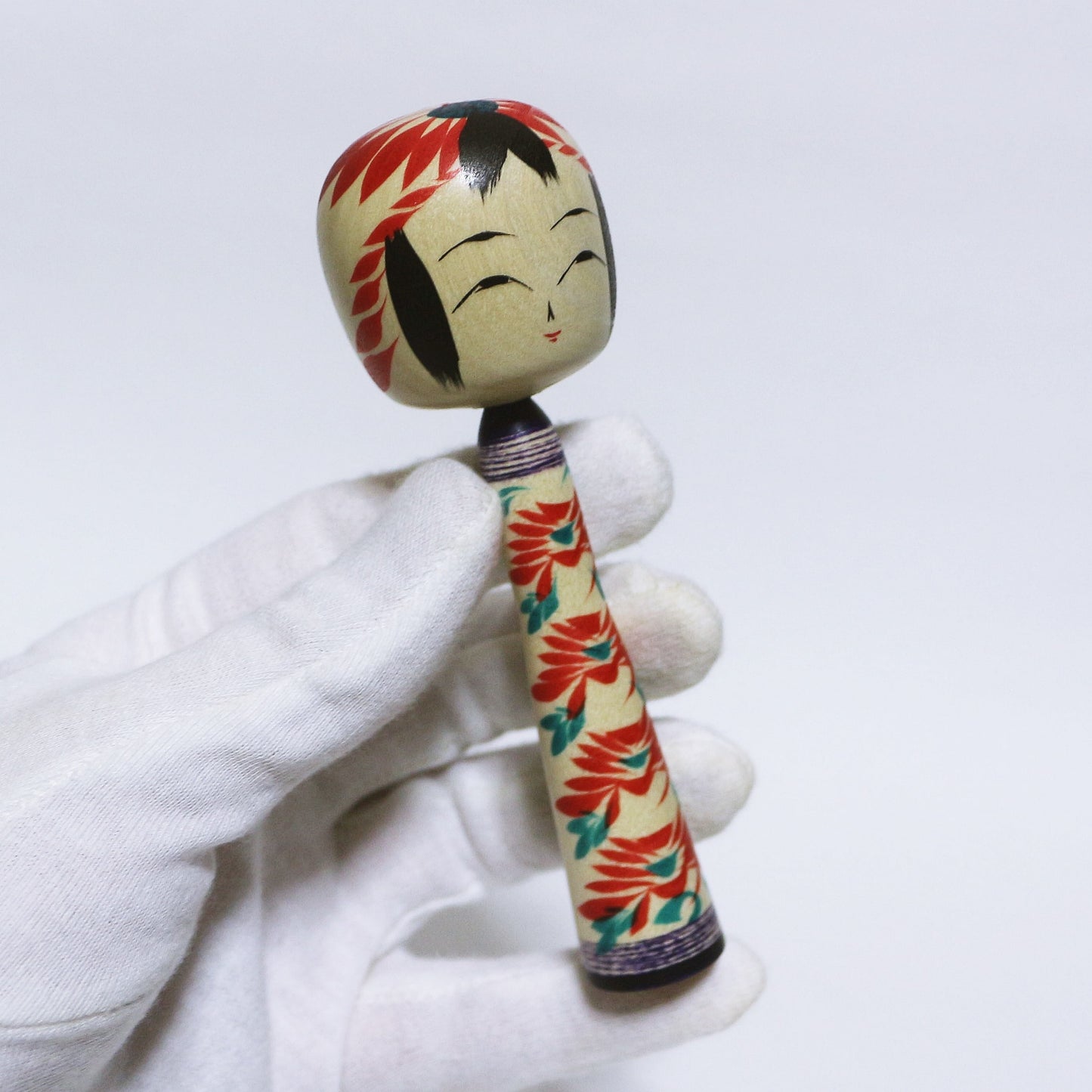 本人型 こけし 裾広がり 重ね菊 Noboru Wagatsuma Type Wide Hem Kasane-giku Kokeshi※199