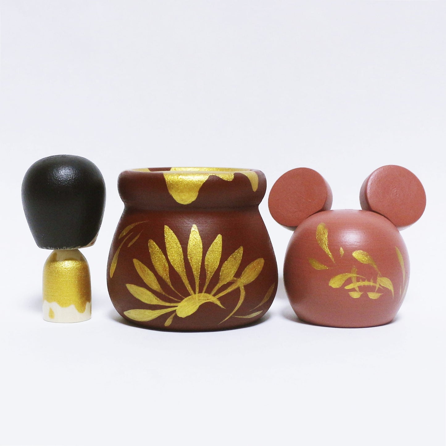 春 クマさん冬眠明けのハチミツおいしぃエジコ For a bear waking up from hibernation, honey is just sooo delicious! EJIKO ※841