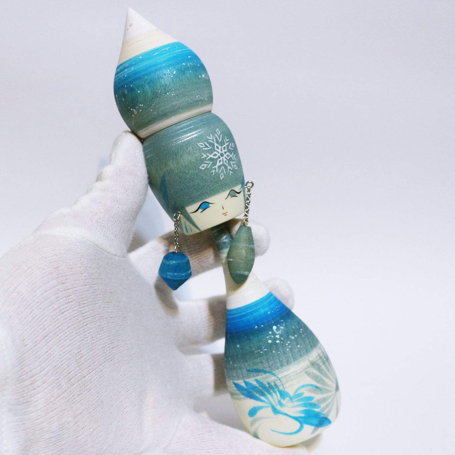 冬色　イヤリング　こけし　Winter Colors Earrings KOKESHI　#481