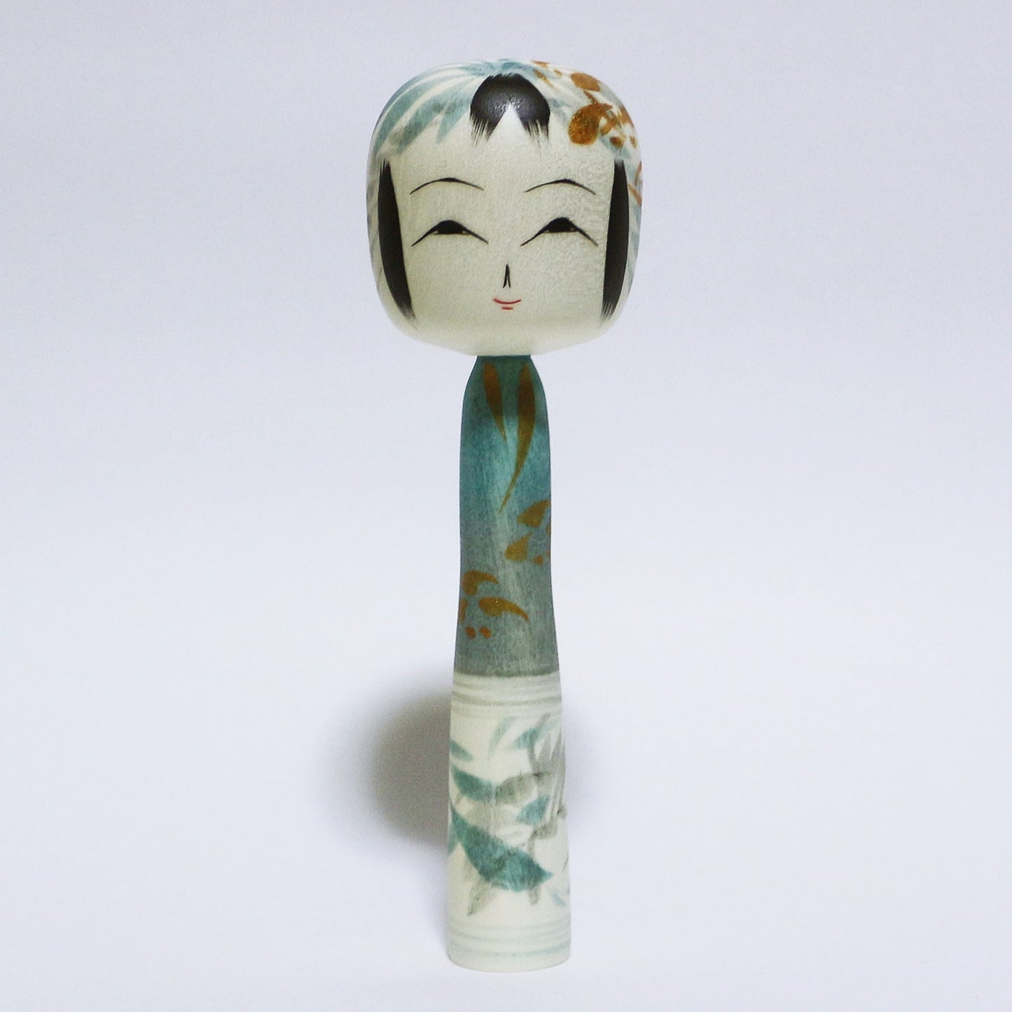 灰青　Grayish Blue KOKESHI　※556