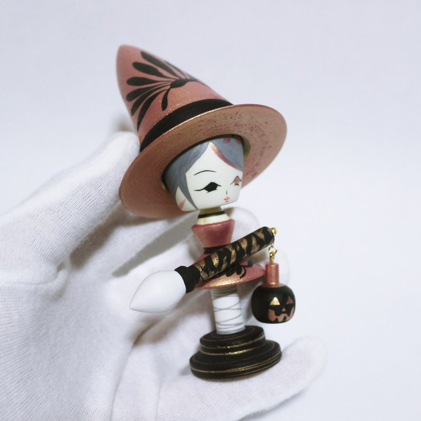HALLOWEEN 魔女　Witch KOKESHI　※690