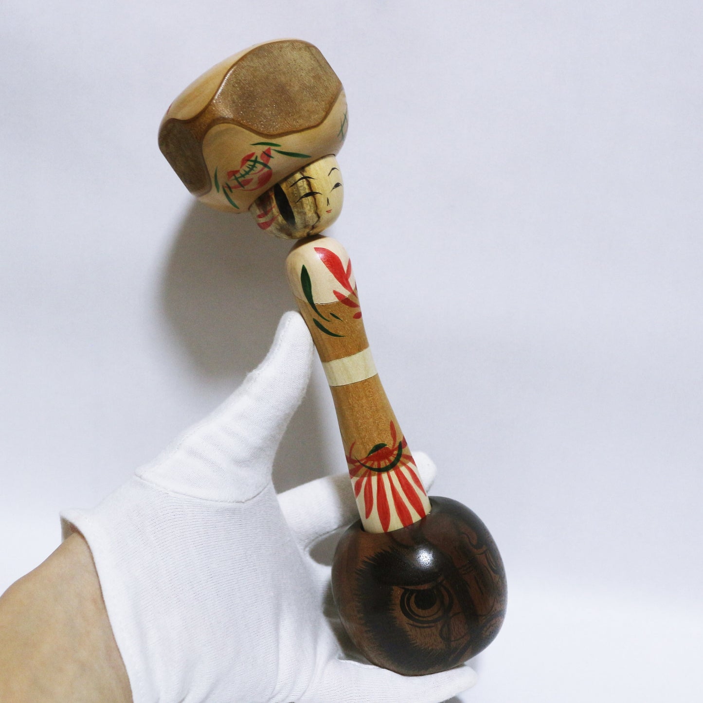 希少材 樹種混合 達磨　Mixed rare wood species DARUMA KOKESHI　※768