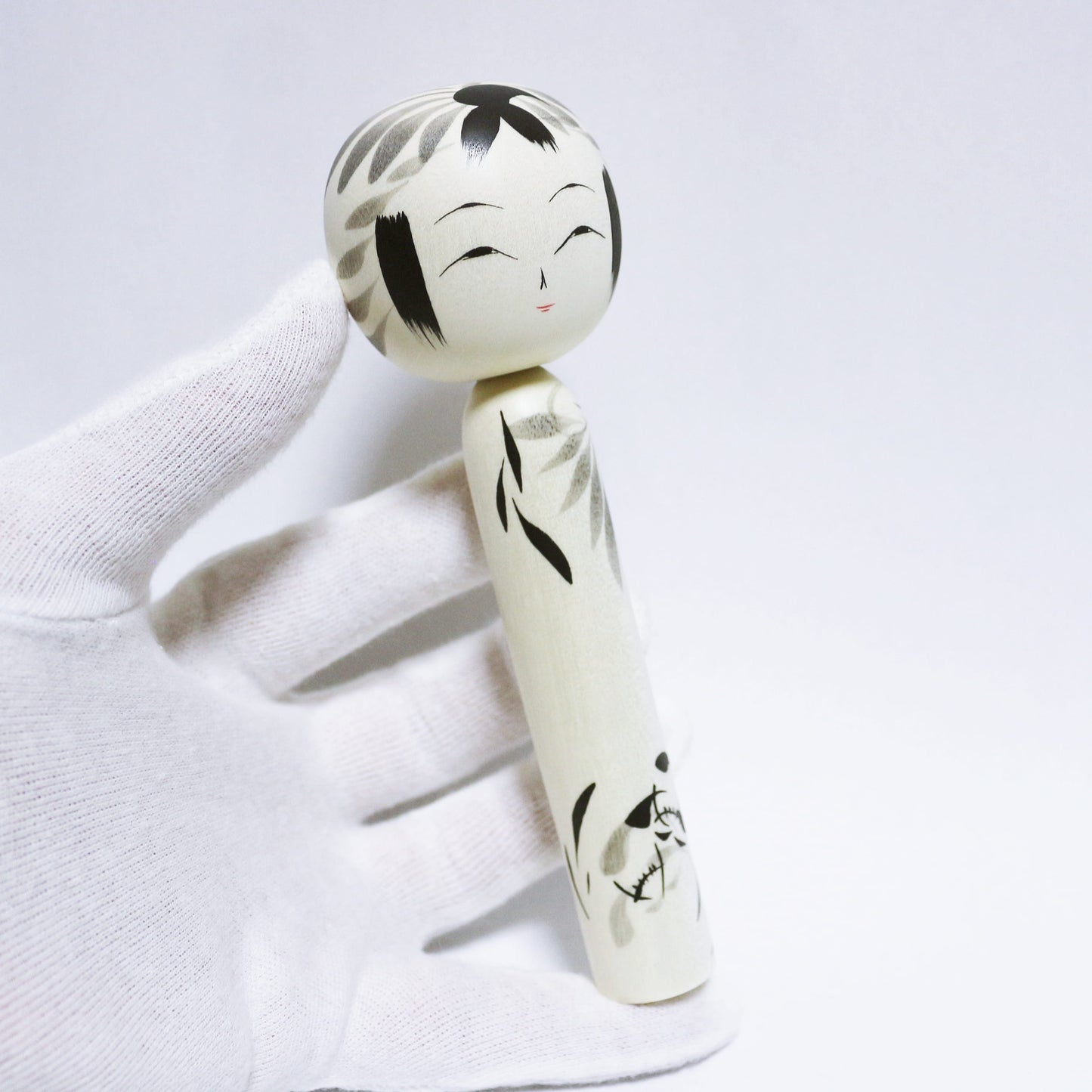 梅雨　曇天　墨　 Rainy season　cloudy sky　SUMI KOKESHI 　※848