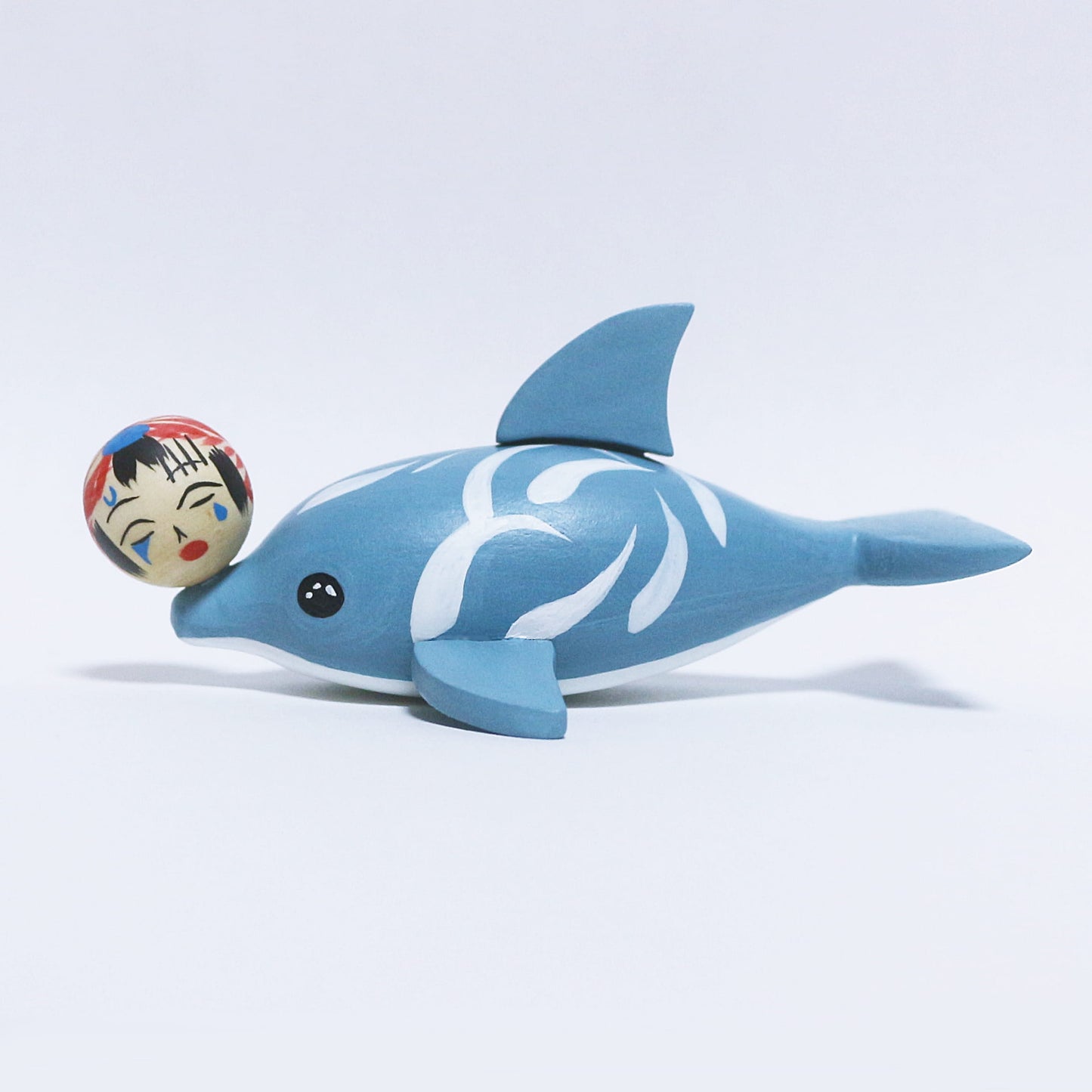 熊本　イルカウォッチング　日本縦断こけし 3/47　KUMAMOTO　Dolphin watching　Japan-crossing KOKESHI 3/47　※935
