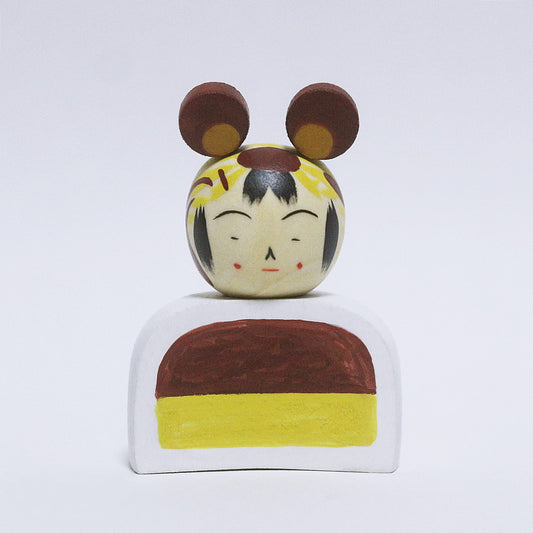 熊本　いきなり団子　日本縦断こけし 3/47　KUMAMOTO　IKINARI-DANGO　Japan-crossing KOKESHI 3/47　※938