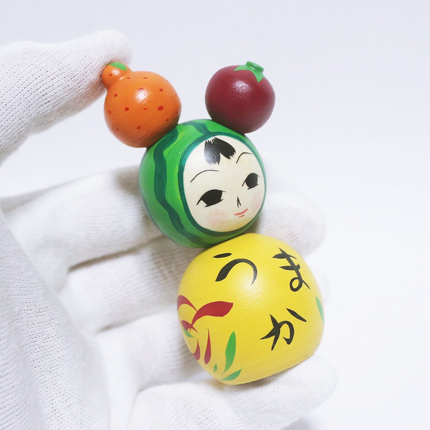 熊本　熊本県産農産物（スイカ・トマト・晩白柚・デコポン）　日本縦断こけし 3/47　KUMAMOTO　Agricultural products from KUMAMOTO Prefecture Watermelon, Tomato, Banpeiyu citrus, Dekopon citrus　Japan-crossing KOKESHI 3/47　※940