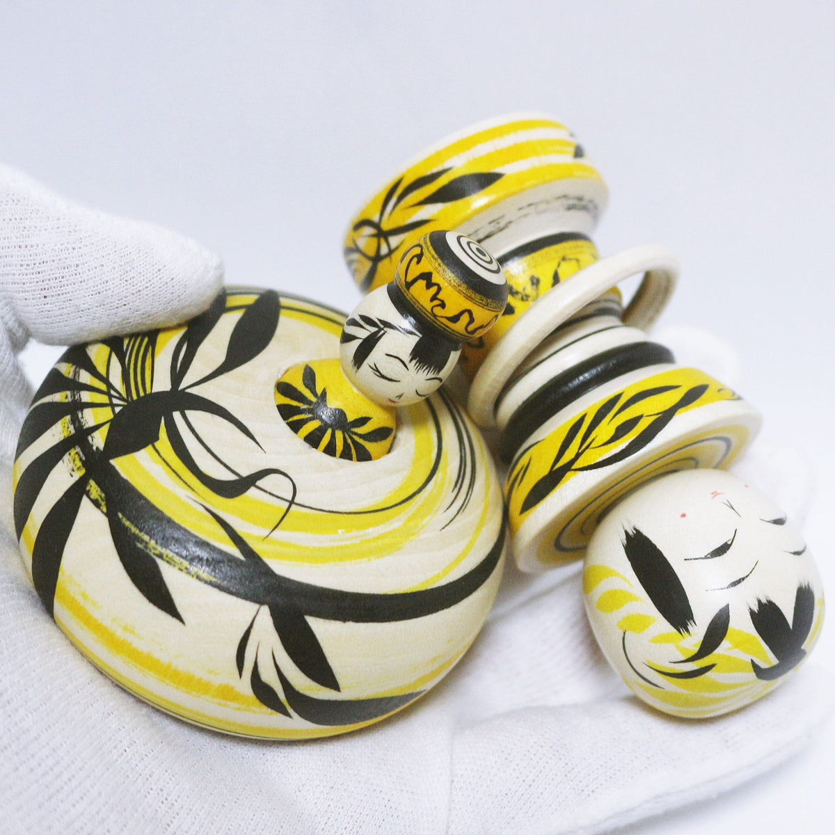 遠刈田こけし 本人型 輪入れ＆帽子　Wooden ring & Hat　Noboru Wagatsuma Type TOGATTA KOKESHI　※983