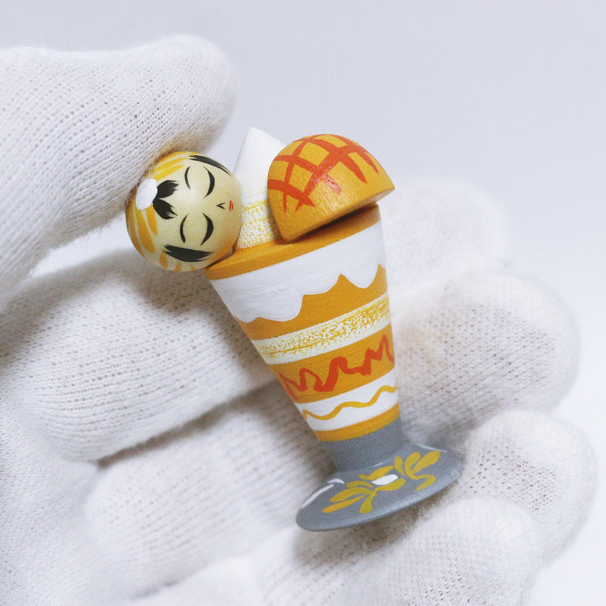宮崎　マンゴーパフェ　日本縦断こけし 4/47　MIYAZAKI　Mango Parfait　Japan-crossing KOKESHI 4/47　※998